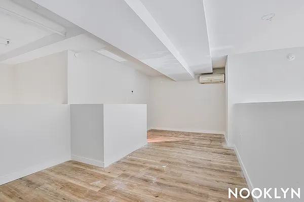 Rented by Nooklyn NYC LLC | media 47