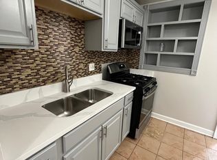 4013 S Calumet Ave #3S, Chicago, IL 60653