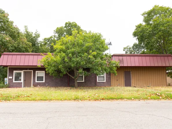 406 W Morgan St, Denison, TX 75020