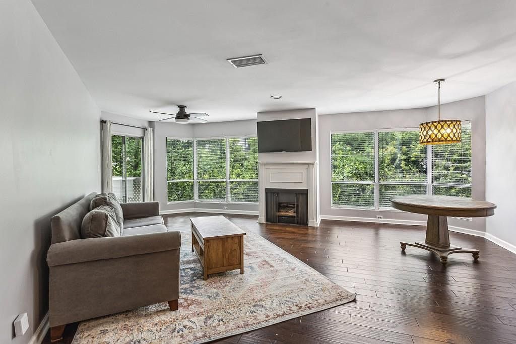 244 13th St NE APT 302, Atlanta, GA 30309 | Zillow