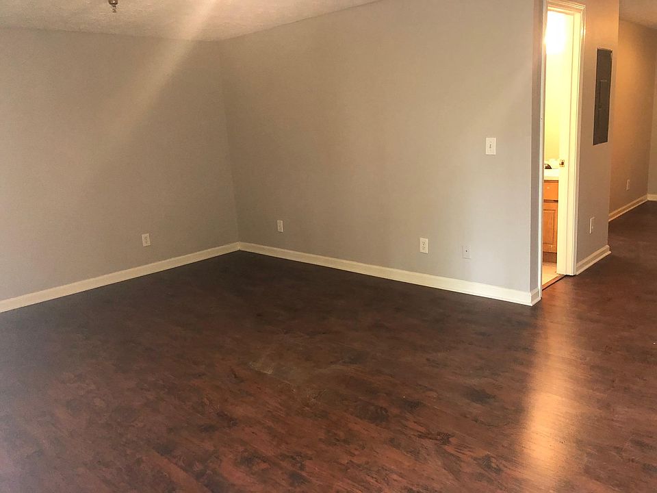 2nd image of 350 Lee Trl APT 128
