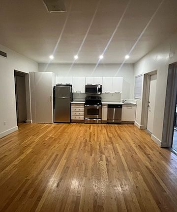 2nd image of 850 Meridian Ave APT 19
