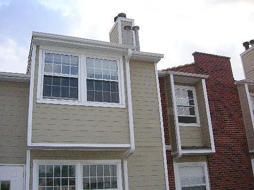 1st image of 1333 E Wyndham Cir APT 203