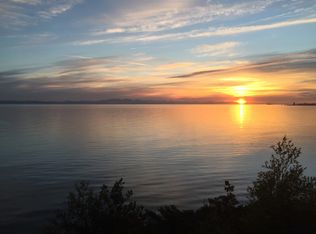 353 Gulf View Cres, Point Roberts, WA 98281