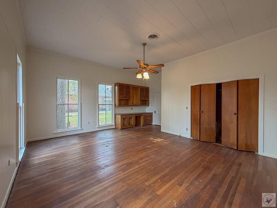 22nd image of this home