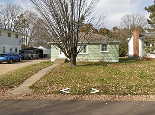 2709 Diane Ln, Hibbing, MN 55746