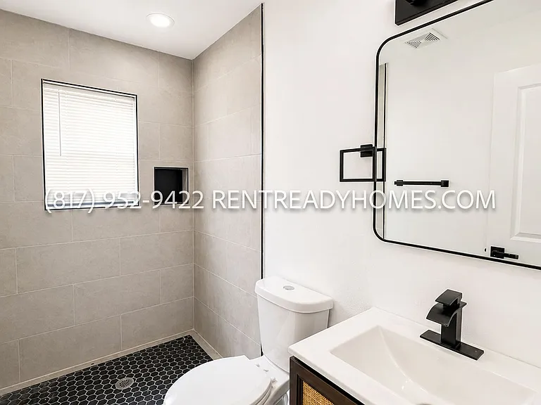 1510 W Jefferson Blvd #108 — Photo 18