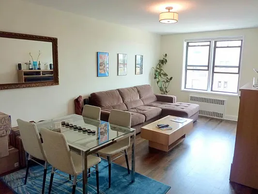 Rented by Town Residential | media 29