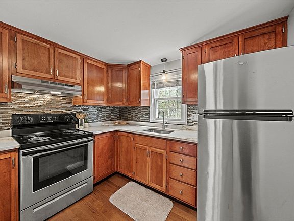 4th image of 206 Western Ave #C