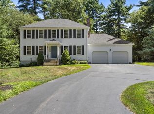 25 Fox Run Rd, Medway, MA 02053