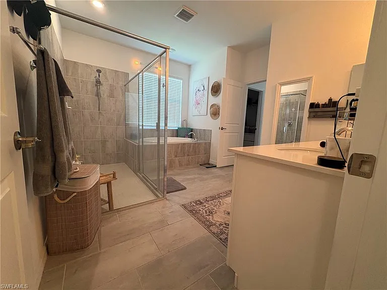 2458 Orchard St — Photo 27