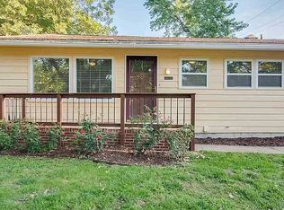 1608 SW Tara Ave, Topeka, KS 66611