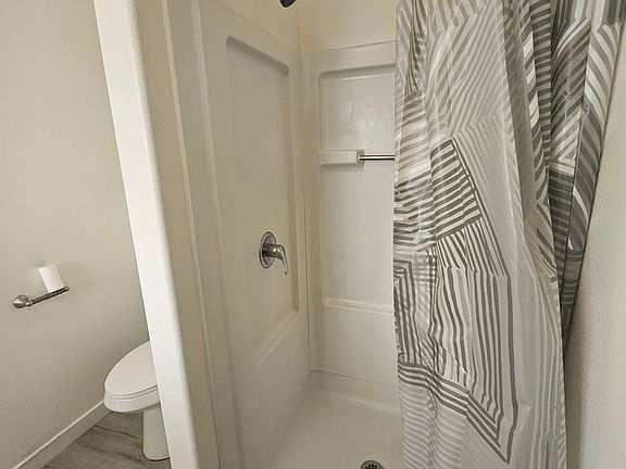 4th image of 62-1339 Haleola St