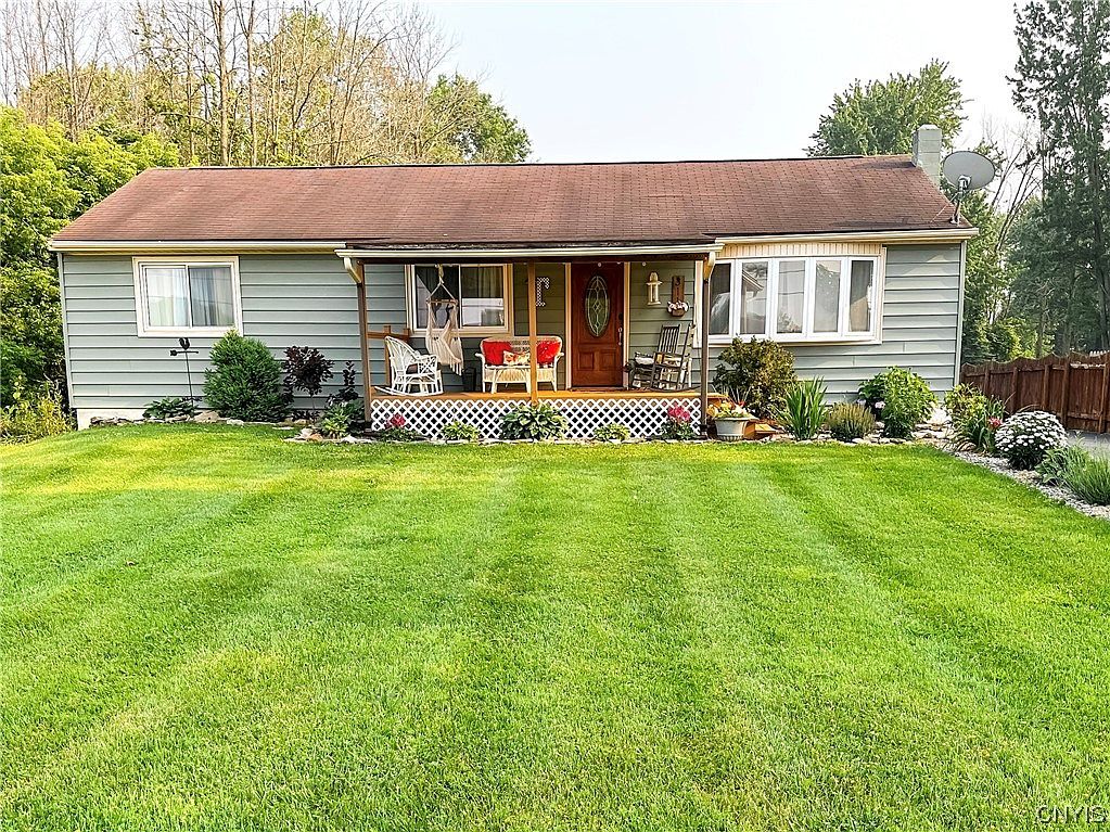 311 Roberts St, Canastota, NY 13032 Zillow