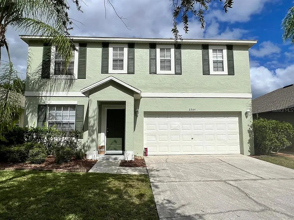 2264 Hillshire Dr