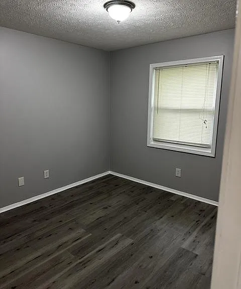 4208 Prince Ln — Photo 6