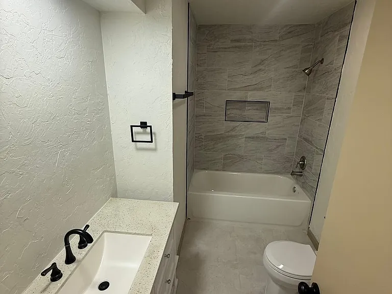 5413 S Lee Ave — Photo 10