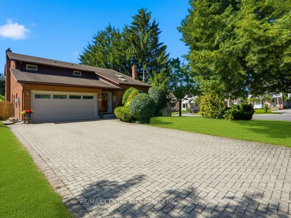 264 Blue Forest Pl, London, ON N6G 4H7