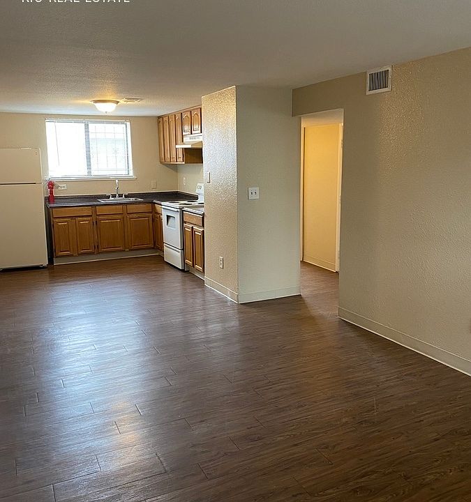1st image of 2110 N Williams St #105