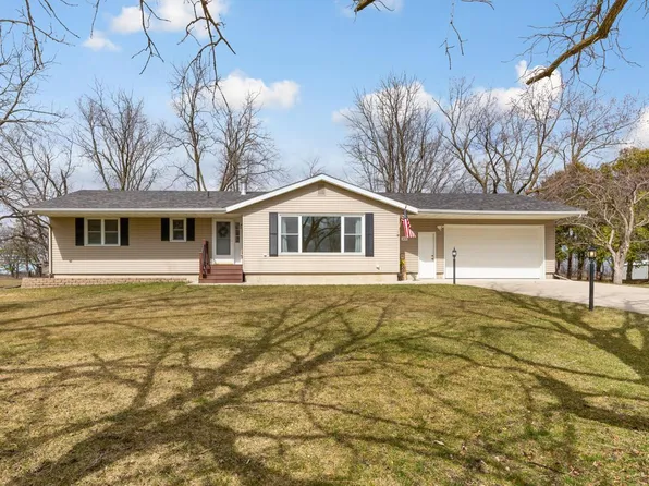 418 E Front St, Claremont, MN 55924