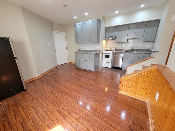 552 N 17th St APT 2F