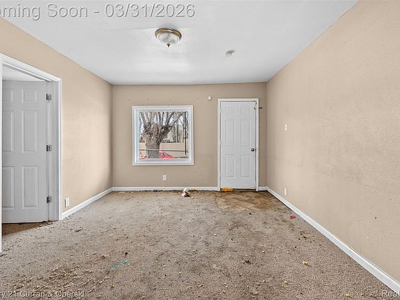 5th image of 5647 Merritt St