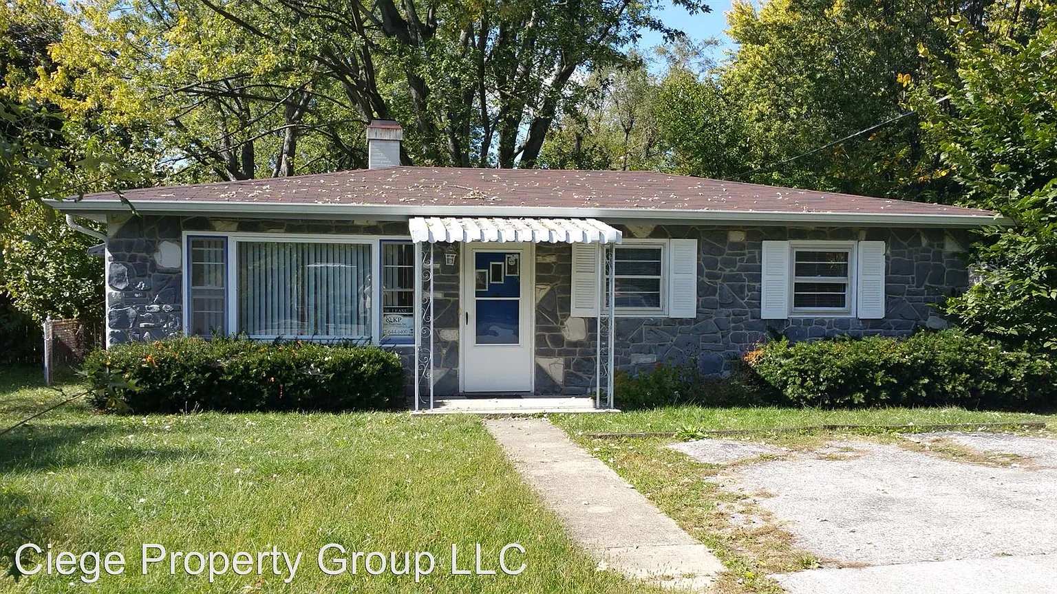 4156 N Elizabeth St photo 1