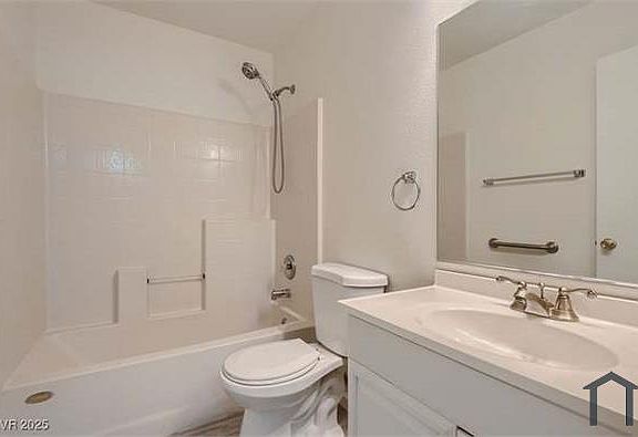 3rd image of 10354 Spider Rock Ave