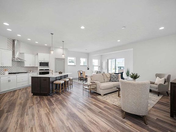 The Allegient - Family Room