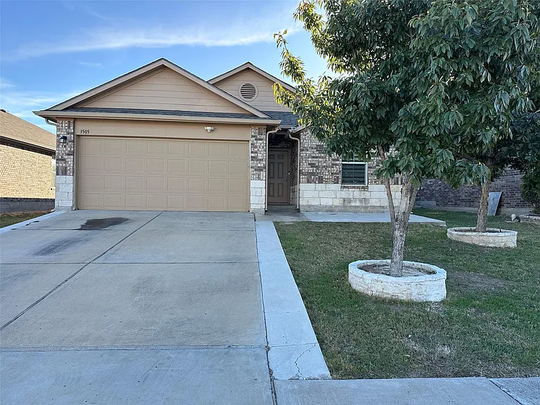 3505 Stephans St — Photo 2
