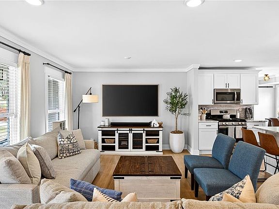 5th image of 681 Reed Rd SE