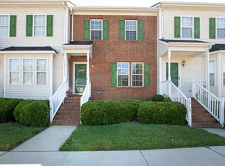 1913 Stroll Cir, Fuquay Varina, NC 27526