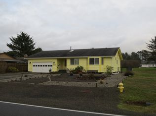 462 Canal Dr NE, Ocean Shores, WA 98569