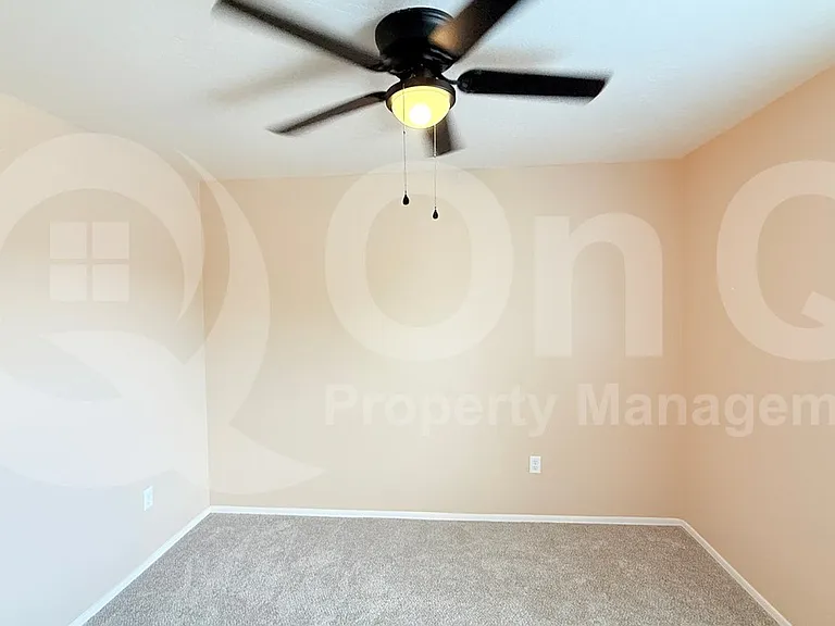 6022 N Florence Ave — Photo 9