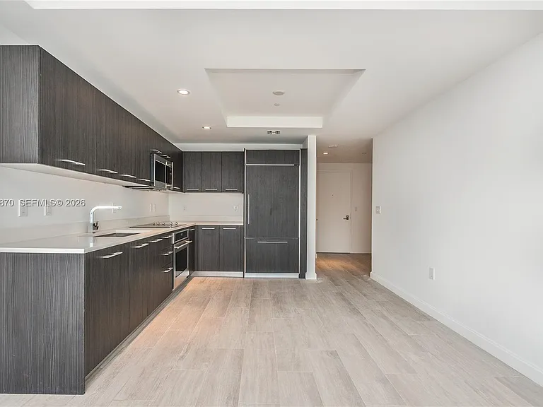 55 SW 9th St #2805 — Photo 8