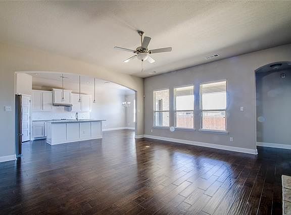 2nd image of 1647 Fraser Dr