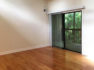 114 Turtle Creek Rd APT 8, Charlottesville, VA 22901