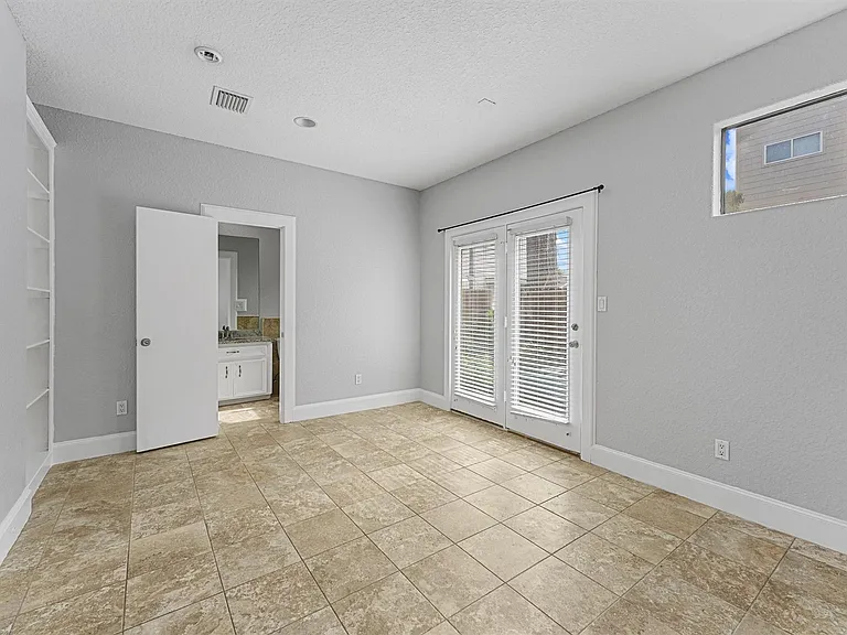 6132 Maxie St — Photo 8