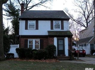 230 Allen Ave, Oceanside, NY 11572