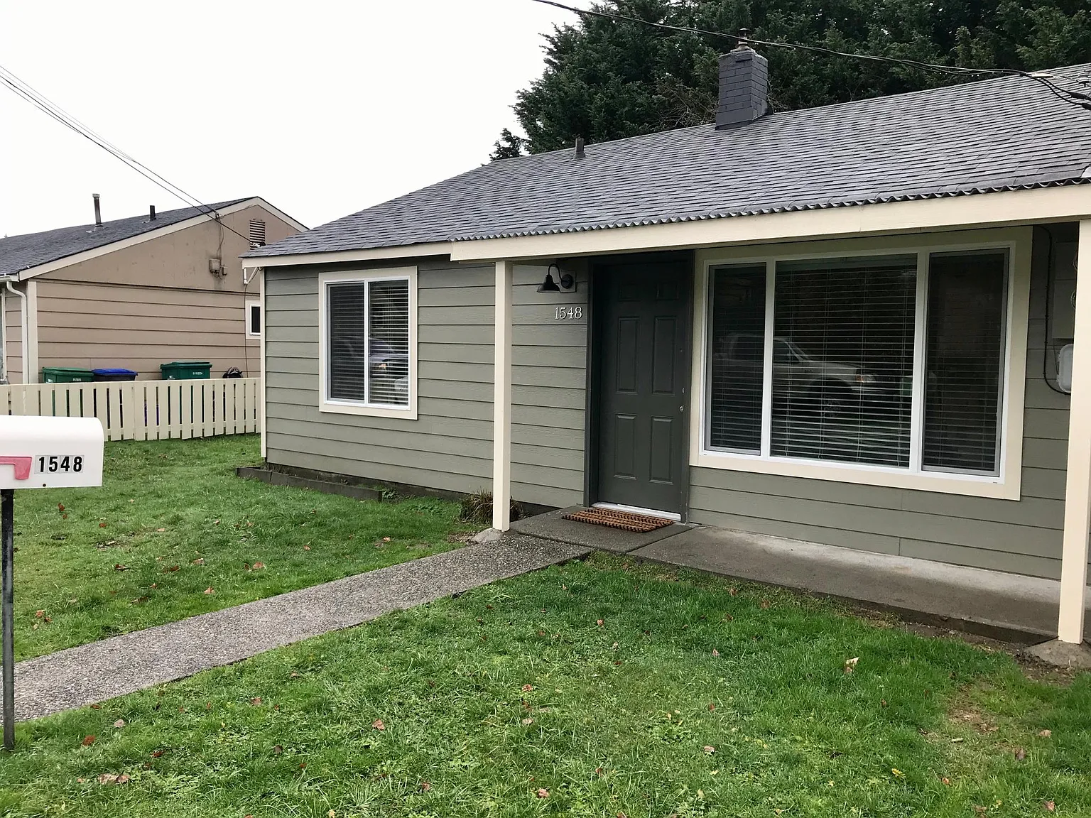 2 bed, 784 sqft, $1,700 — Photo 2