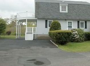 21 Beechwood Ave, York, ME 03909