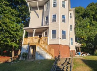 111 Rodney St #1, Worcester, MA 01605