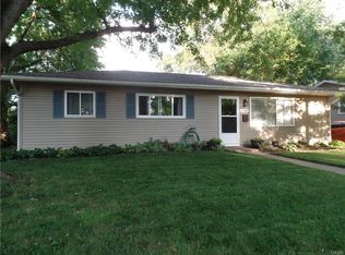 1230 Frost Cir, Xenia, OH 45385