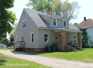 405 1/2 N Randolph St, Macomb, IL 61455