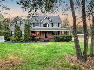 3604 Cove Ln, Baneberry, TN 37890