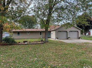 2090 Vandekarr Rd, Owosso, MI 48867