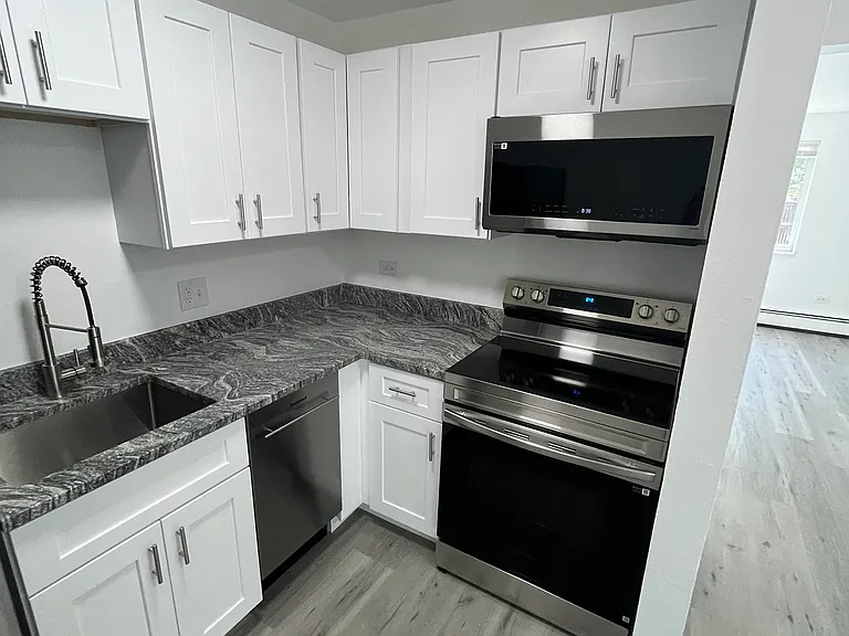 Oak North Apartments — Photo 44