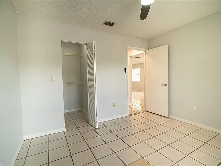 5254 Treetops Dr #J-101 — Photo 9