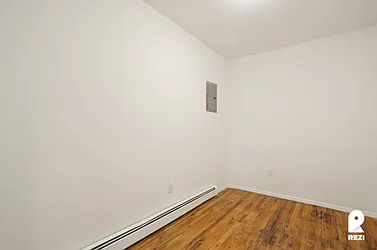Rented by REZI