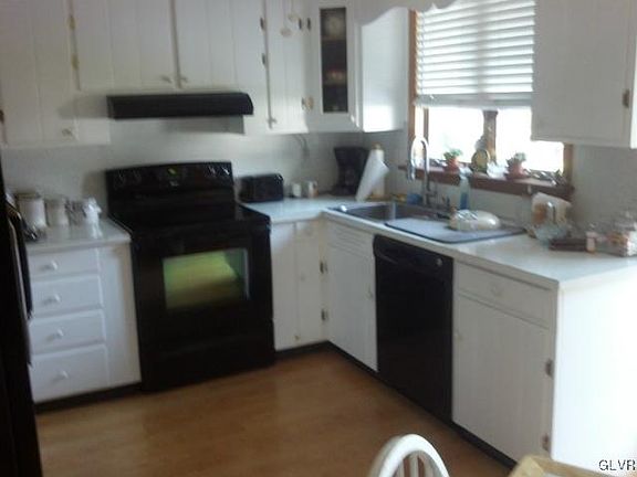 4th image of 310 Ohio Ave
